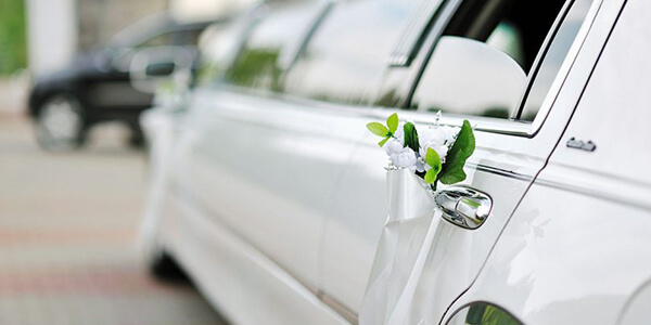 How Could Dallas Limo Complement Your Wedding Day?